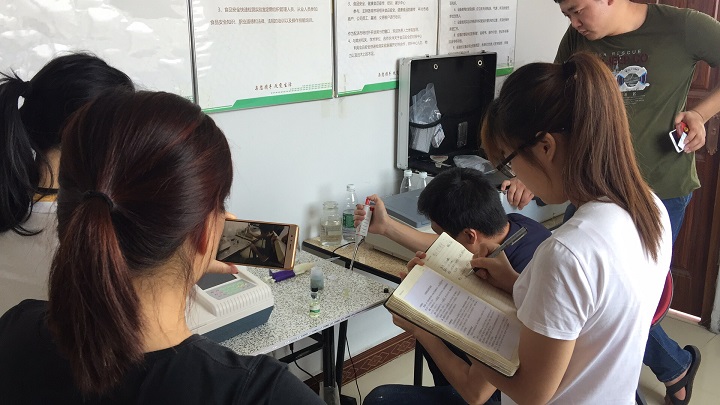 聚佰生物為三水新眾緣農(nóng)產(chǎn)品公司客戶提供整體食品安全快速檢測(cè)(圖4) 微信圖片_20180514142026.jpg